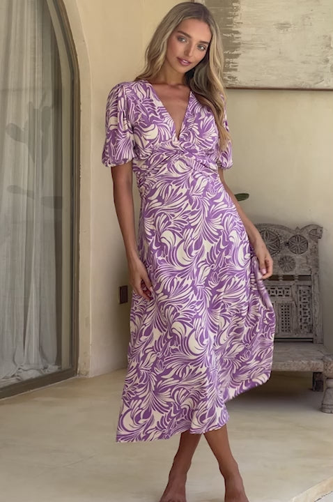 
                      
                        Load and play video in Gallery viewer, Corin Maxi Dress / Iris Lilac
                      
                    